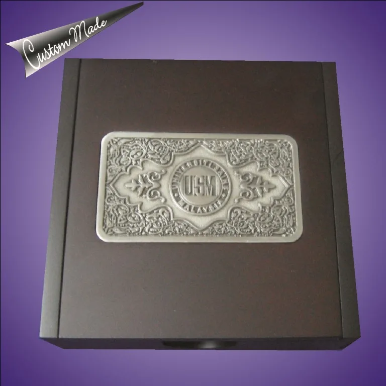 Memo Pad Holder - wooden memo box with custom made 2D pewter motif